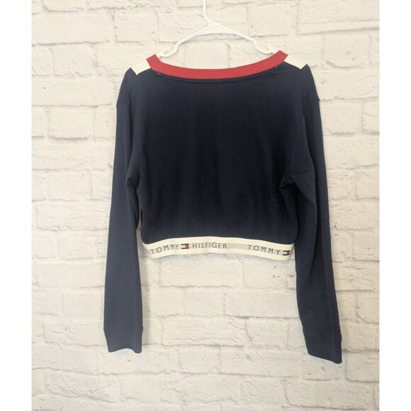 Tommy Hilfiger Crop V-Neck Sweatshirt Red White Logo Flag Trim Size Medium - Picture 2 of 5